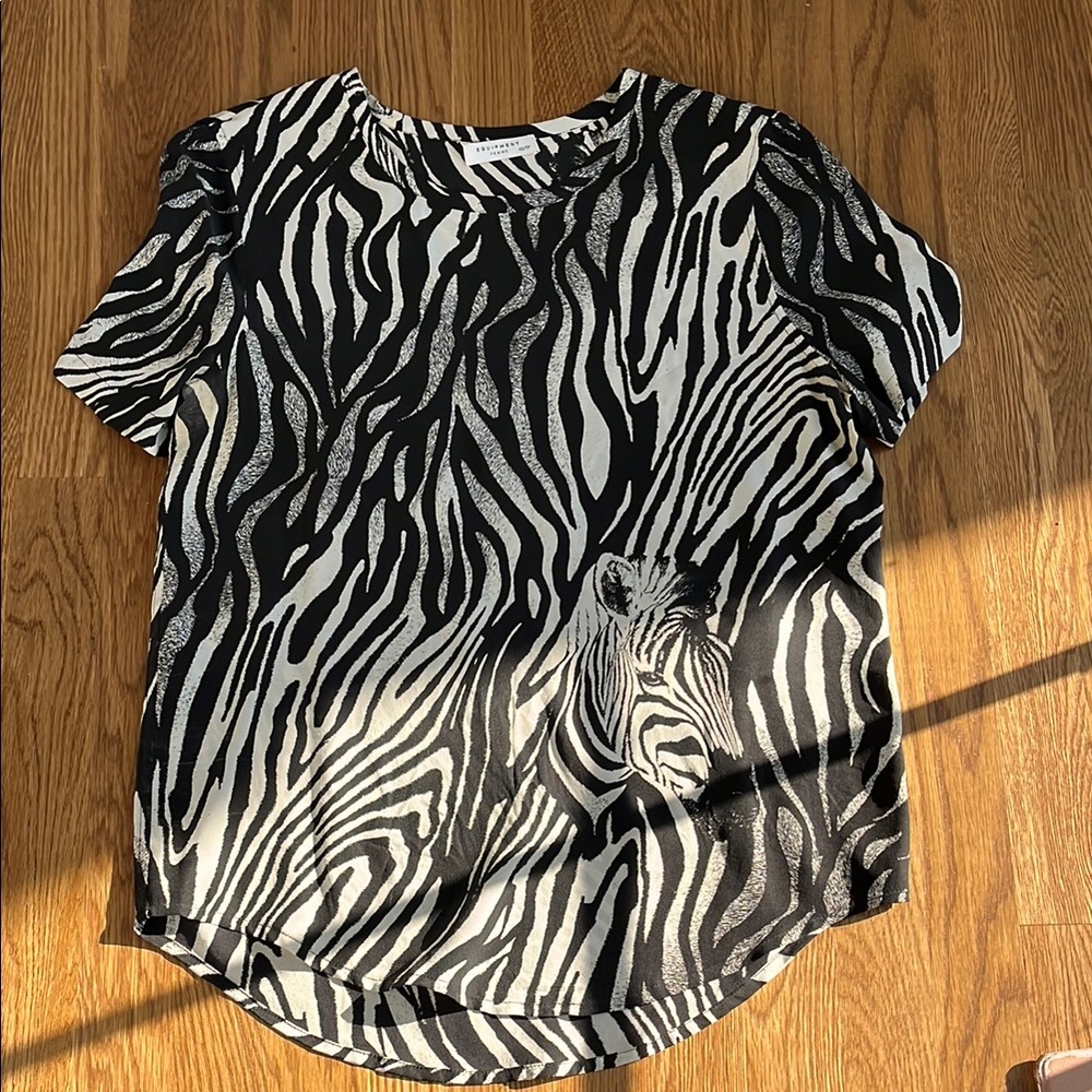 Equipment Silk Zebra Black and White Top